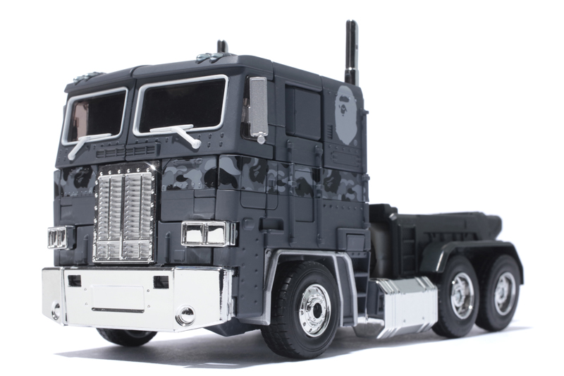 新品 TRANSFORMERS MP-10R CONVOY コンボイ APE thumbnail.asp?file=assets/